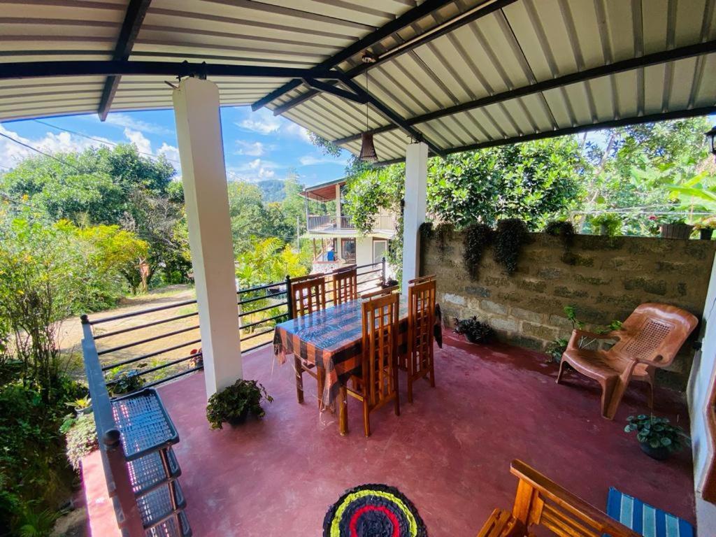 Mellow Homestay Ella Exterior photo