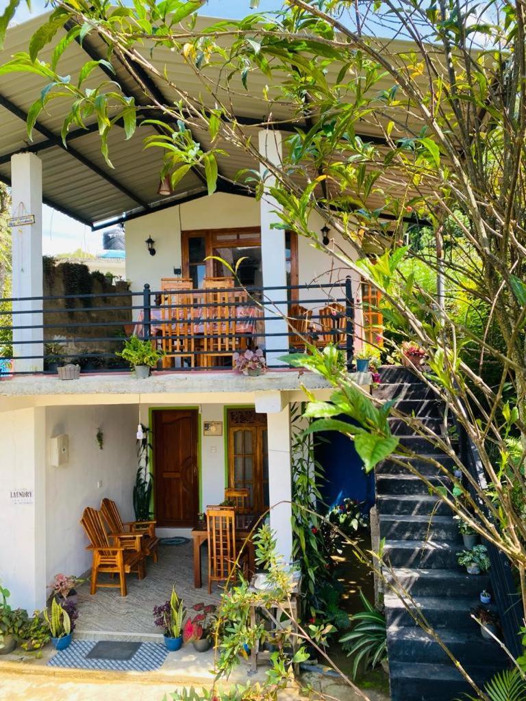 Mellow Homestay Ella Exterior photo
