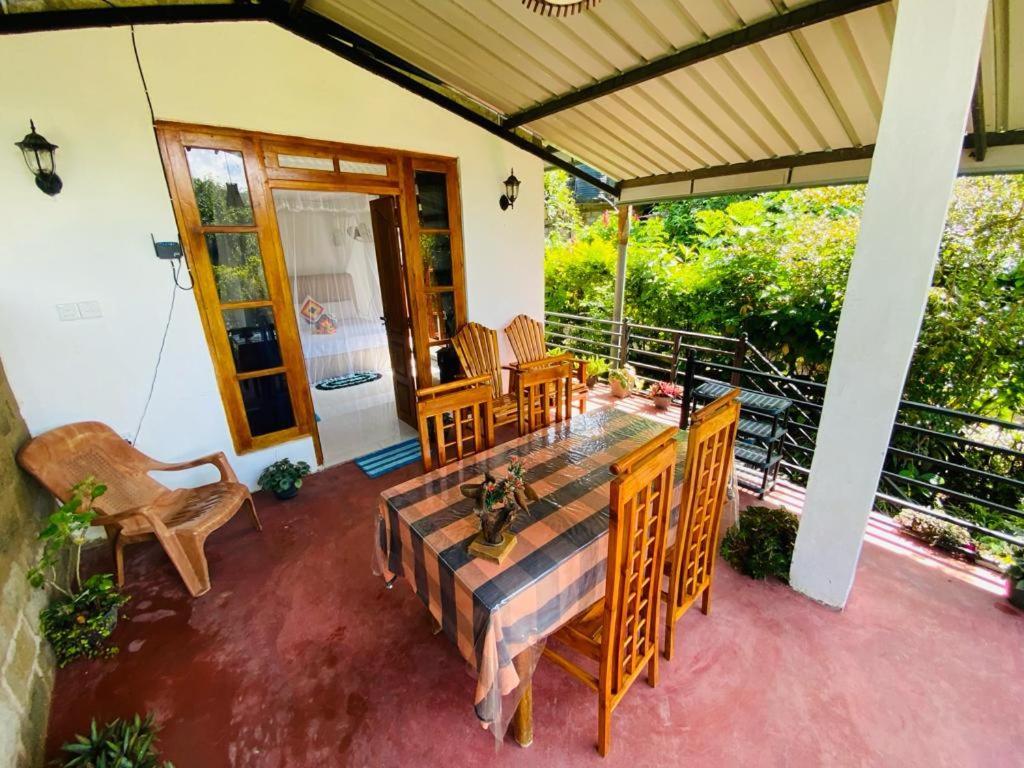 Mellow Homestay Ella Exterior photo